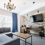 מלון Butikowy M23 Centrum 4*