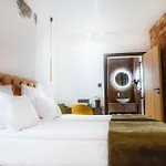 Butikowy M23 Centrum מלון