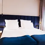 Butikowy M23 Centrum מלון