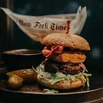 מלון Butikowy M23 Centrum 4*