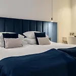 Hotel Butikowy M23 Centrum 4*