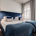 Butikowy M23 Centrum 4*
