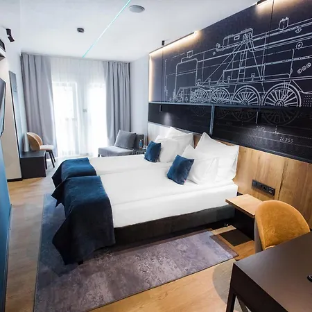 Hotell M23 4*