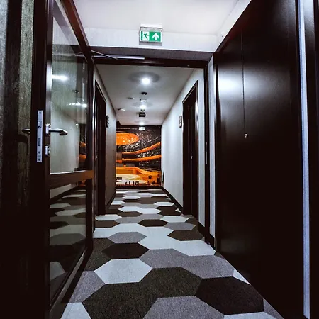 M23 Hotell 4*