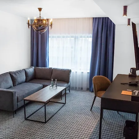 Butikowy M23 Centrum 4* Katovice