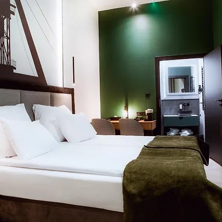 M23 Hotell