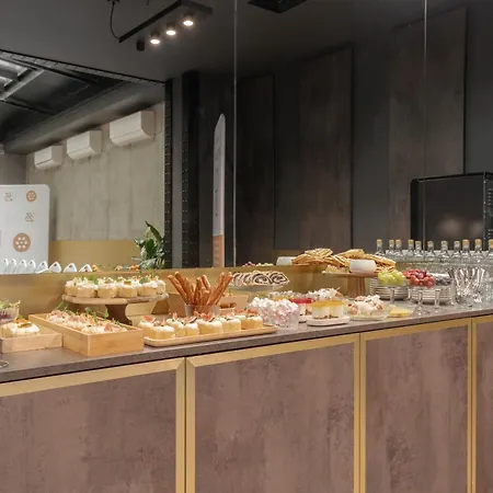 Hotel Butikowy M23 Centrum 4*