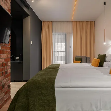 Hotel Butikowy M23 Centrum 4*