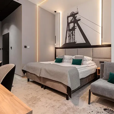 Hotel Butikowy M23 Centrum 4*