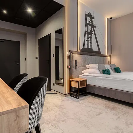 Butikowy M23 Centrum Hotel 4*
