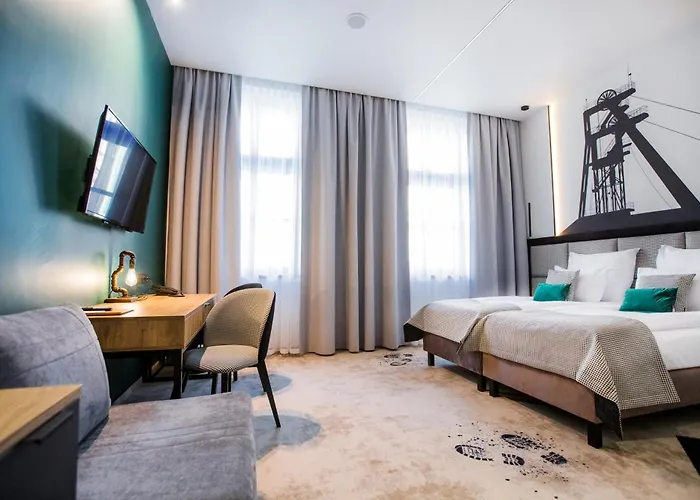 Butikowy M23 Centrum Hotel 4*