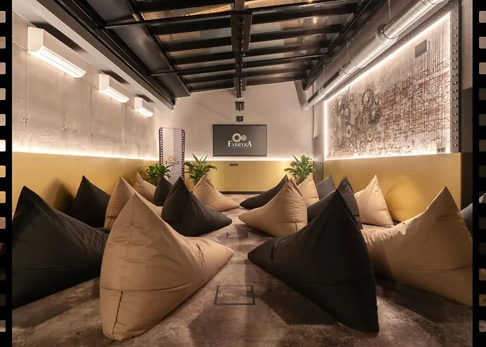 Butikowy M23 Centrum Hotel 4*